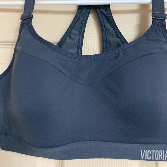 Victoria’s Secret Victoria Sport Racerback Sports Bra size 36B - Picture 3 of 7
